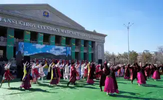 Праздник весны в Жетісу: Көрісу күні