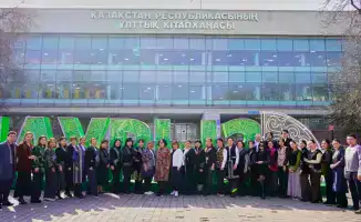 В Алматы прошла акция по озеленению, приуроченная ко Дню обновления