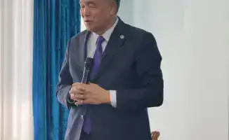 Вдохновение и обмен опытом: встреча с кыргызским писателем Султаном Раевым в Астане