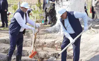 Чистая вода — чистая совесть: Олжас Бектенов поддержал акцию «Мөлдір бұлақ» в сердце Туркестанской области