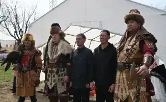 Наурызнама: Военнослужащие Вооруженных сил отмечают День единства как символ международного братства