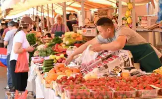 Фермеры из регионов: свежесть на ярмарке в Алматы!