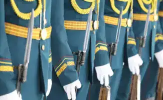 Казахские орнаменты в форме и технике Национальной гвардии МВД РК