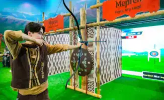 Наурыз в Астане: традиции vs робот-вратарь!