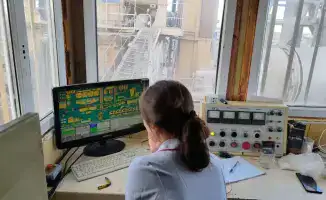 Школьница из Аягоза представила эко-асфальт из переработанных пластиковых отходов