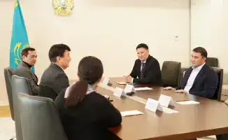 Аким Туркестанской области обсудил с международными культурными деятелями развитие искусства и поддержку молодых талантов