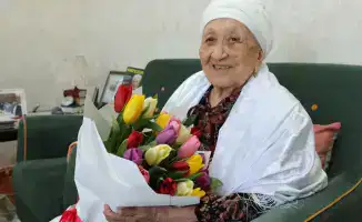 Аким Жамбылской области Ербол Карашукеев поздравил выдающихся женщин с Международным женским днем