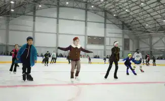 Ледовый дворец: старт для будущих чемпионов!