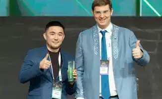 На международном форуме в Шымкенте объявлены победители Digital Qazaqstan Awards 2026