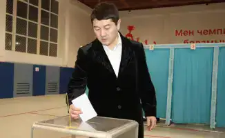 Аким Мангистауской области Нурдаулет Килыбай: голос за новую Конституцию — шаг к строительству фундамента будущего