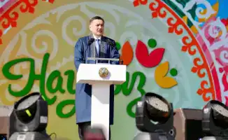 Более 5000 домбристов из ВКО собралися в центре города для исполнения песни «Акбулак» и установили мировой рекорд