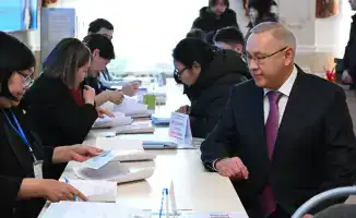 Аким Жетісу Бейбит Исабаев проголосовал на референдуме для процветания Казахстана