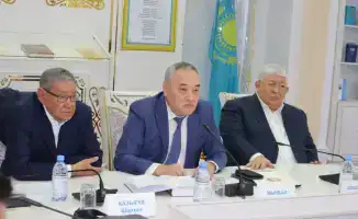 Презентация книги Шархана Казыгула в Астане юбилейный сборник произведений