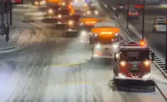 Коммунальные службы Алматы усилили работу из-за снегопада