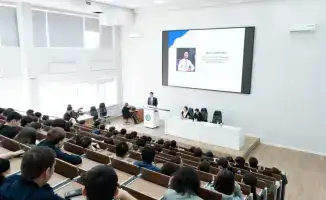 Влияние республиканского референдума на молодежь: новые гарантии и вызовы в цифровую эпоху
