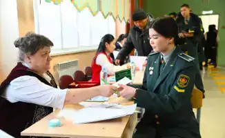 Военнослужащие Казахстана приняли участие в референдуме по новой Конституции страны