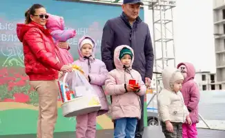 В Усть-Каменогорске 20 семей стали владельцами новых квартир