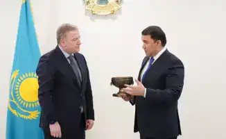 Укрепление торгово-экономических связей между Грузией и Казахстаном: встреча посла с акимом Туркестанской области