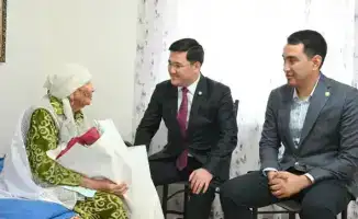 Матери-долгожительницы: награды и поздравления в Жетысайе!