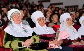 В Семее состоялось торжественное мероприятие, посвященное 8 Марта