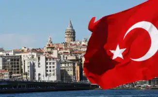 Из тени в свет: разыскиваемый Интерполом гражданин Турции сменил пол и попался в Алматы