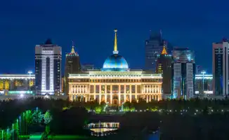 Президент Казахстана Касым-Жомарт Токаев и Айбек Дадебай активно участвуют в подготовке новой Конституции, в то время как работа по организации республиканского референдума продолжается.