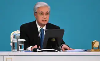 Президент Казахстана Касым-Жомарт Токаев выступил на ІІІ республиканском форуме депутатов маслихатов всех уровней, где призвал отказаться от шапкозакидательских настроений и не довольствоваться достигнутыми результатами. Он акцентировал внимание на необхо