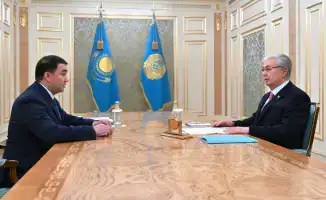 Токаев акцентирует внимание на улучшении качества жизни в Туркестанской области на встрече с акимом Нуралханом Кушеровым