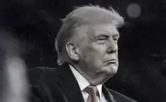 Президент США Дональд Трамп раскритиковал союзников по НАТО, назвав альянс 'бумажным тигром' и обвинив их в трусости.