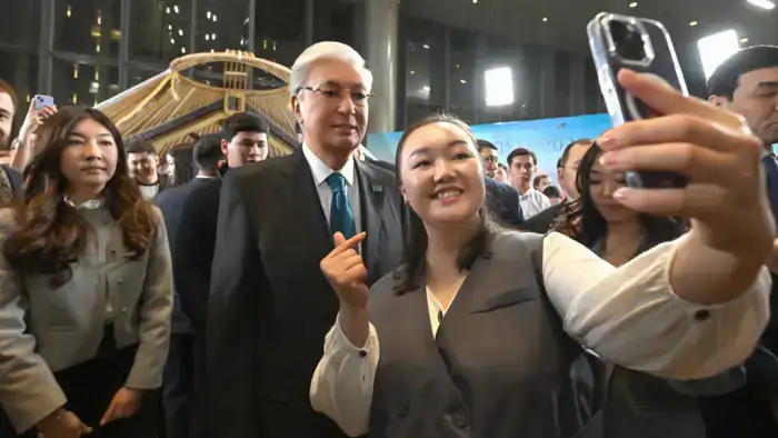 Касым-Жомарт Токаев объявил новую дату Дня Конституции Казахстана