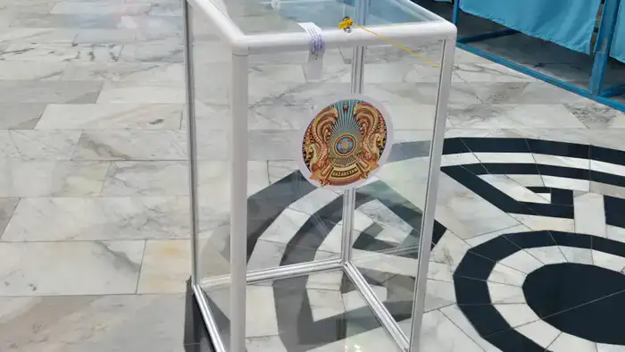 Голосование на референдуме стартовало в Центральной комиссии