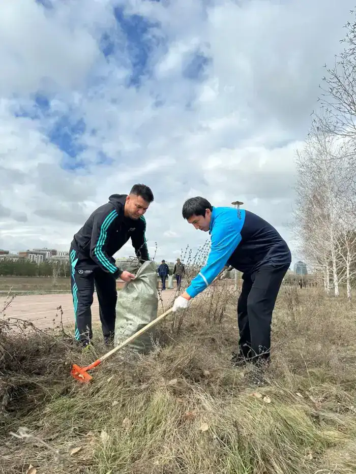 «Таза Қазақстан» в Астане: столичные спортсмены поддержали экологическую акцию (6)