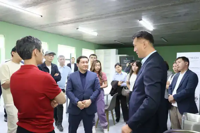 ОПЫТ СОЗДАНИЯ МАЛЫХ ИНДУСТРИАЛЬНЫХ ПАРКОВ ТУРКЕСТАНСКОЙ ОБЛАСТИ БУДЕТ ВНЕДРЕН В ДРУГИХ РЕГИОНАХ (3)