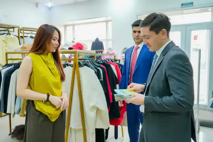 «Таза Қазақстан»: столичным предпринимателям раздали чек-листы по соблюдению чистоты (2)