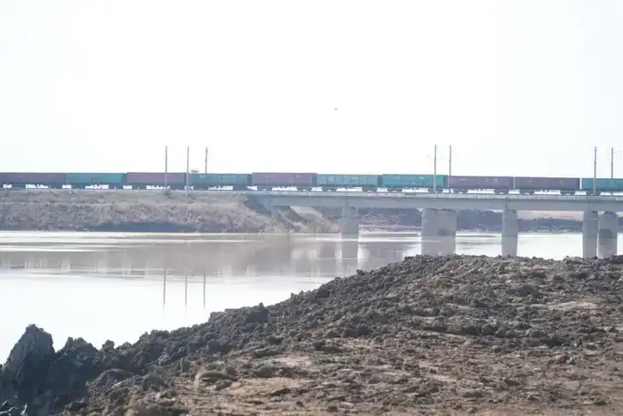 Угроза паводков в Атбасарском районе миновала (2)