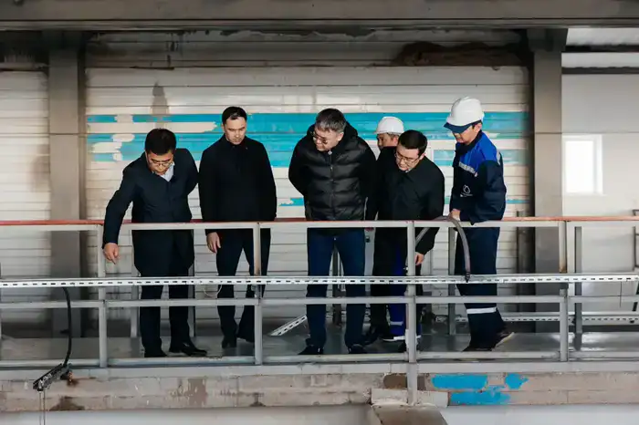 Аким области ознакомился с работой фильтровальной станции №5 в селе Береке (4)