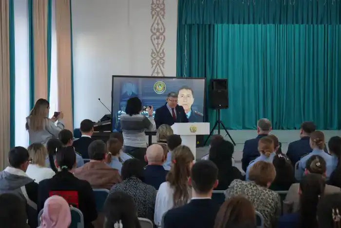 Открытие пятого класса "Жас сақшы" в СКО: шаг к формированию нового поколения защитников правопорядка