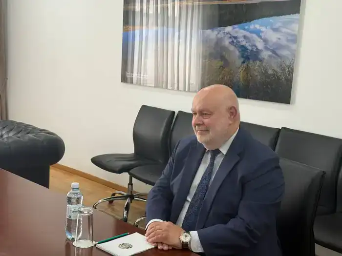 В МИД РК состоялась встреча с представителем Департамента глобальных коммуникаций ООН в Казахстане (2)