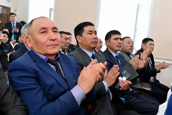 Аким области представил нового акима Бескарагайского района (5)