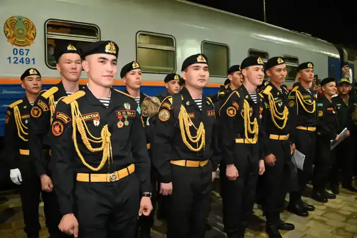 В ТУРКЕСТАН ПРИЕХАЛИ МОРСКИЕ ПЕХОТИНЦЫ (3)