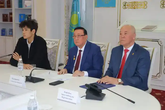 Литературно-музыкальный вечер в Национальной академической библиотеке Казахстана посвященный 80-летию поэта Шомишбая Сариева Шымкенте