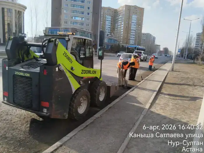 В Астане продолжается масштабная уборка после зимы (7)