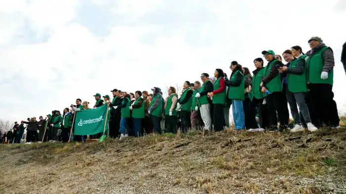 Более тысячи банкиров поддержали экологическую акцию «Таза Қазақстан» в Астане (9)