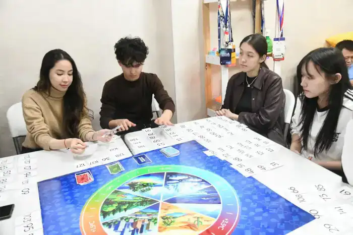 «Таза Қазақстан»: в Астане прошел экологический квиз для молодежи (2)