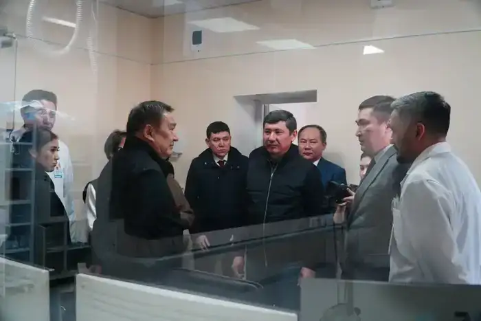 В Атбасарскую многопрофильную межрайонную больницу прибыли 18 врачей (4)