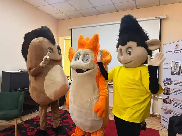 В библиотеке Караганды стартовали встречи детей с казахстанскими издателями (7)