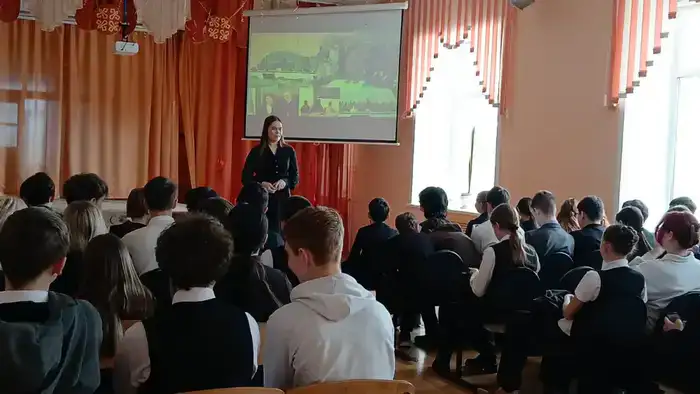 Мектеп оқушыларымен кездесу: діни сауаттылық пен сыни ойлауға назар аударылды (2)