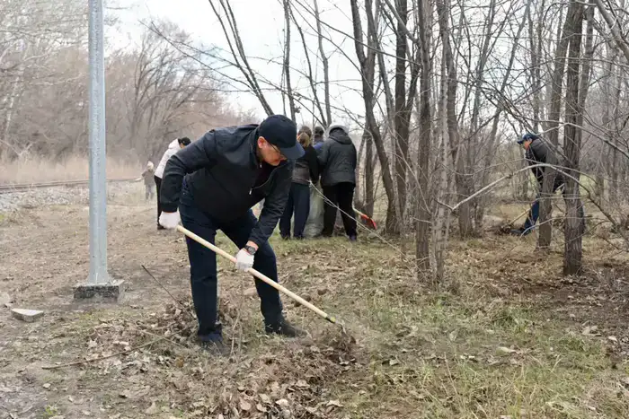 Семей объединяется для уборки города