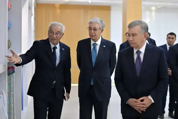 ????Президенты Казахстана и Узбекистана посетили предприятие хлопково-текстильного кластера MERGANTEKS (3)