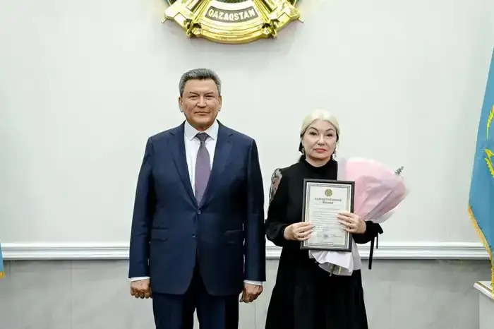 В СКО отметили заслуги общественников, тружеников и молодежи (10)